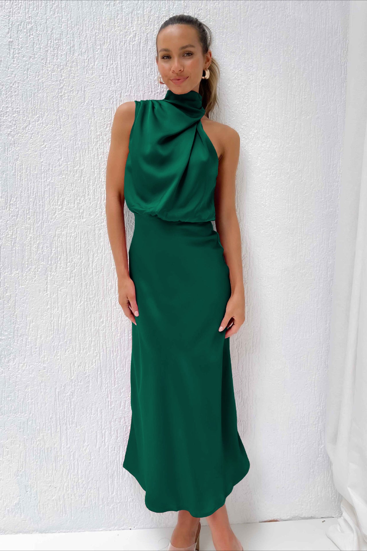 Robe élégante à col licou vert foncé 