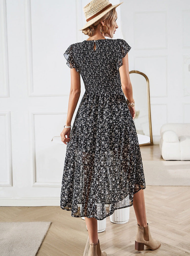 Robe mi-longue à volants et taille définie avec motif floral 