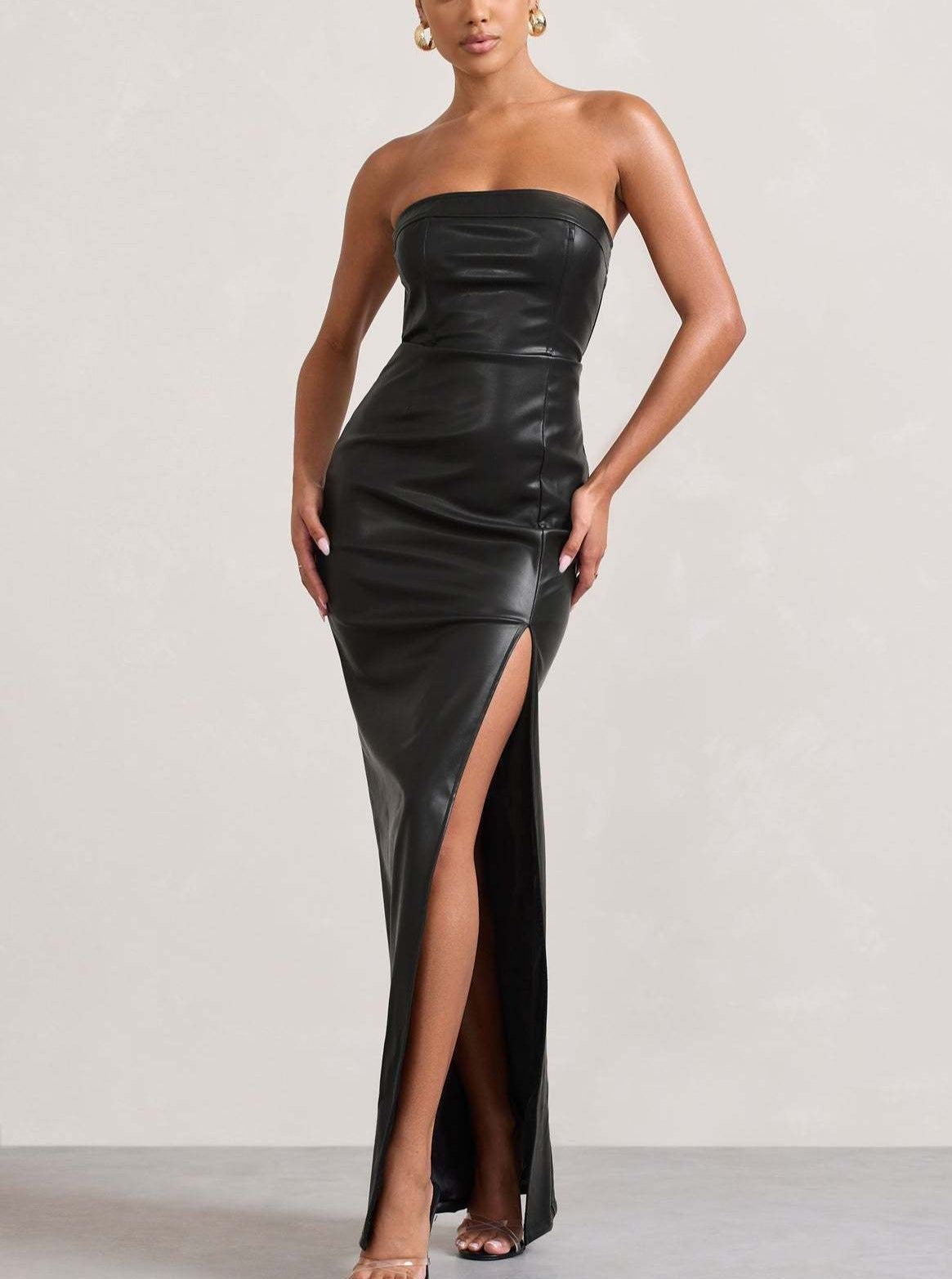 Robe mi-longue tube slim sans bretelles 