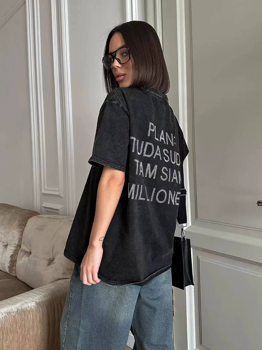 Chemise noire à manches courtes avec imprimé lettre au dos 