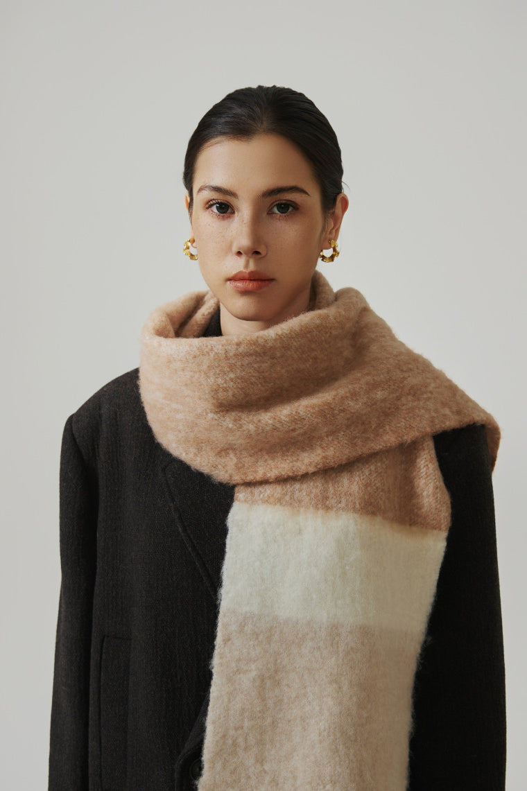 Luxurious Multi-Tone Wool Scarf